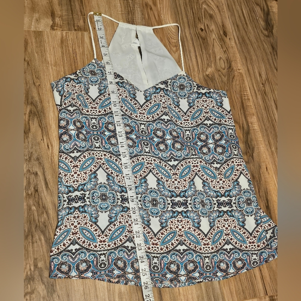 Express Patterned Spaghetti Strap Top - Blue, White, Cream - Picture 5 of 5